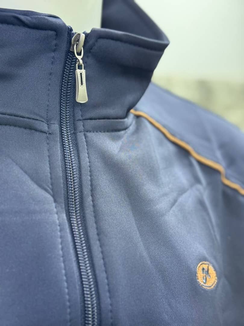 طقم رياضي رجالي